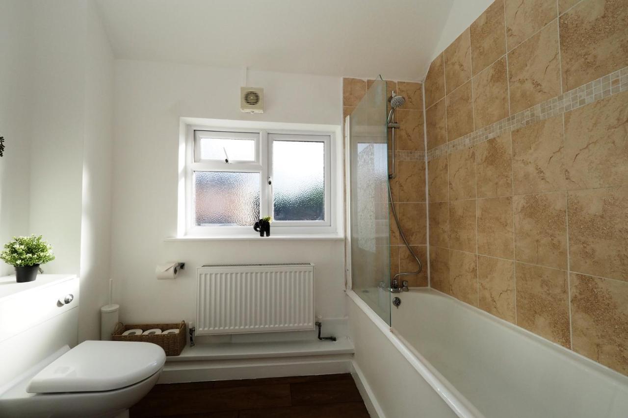 Home In Wellesbourne - Contractors - Families - Reduced Rates Ngoại thất bức ảnh